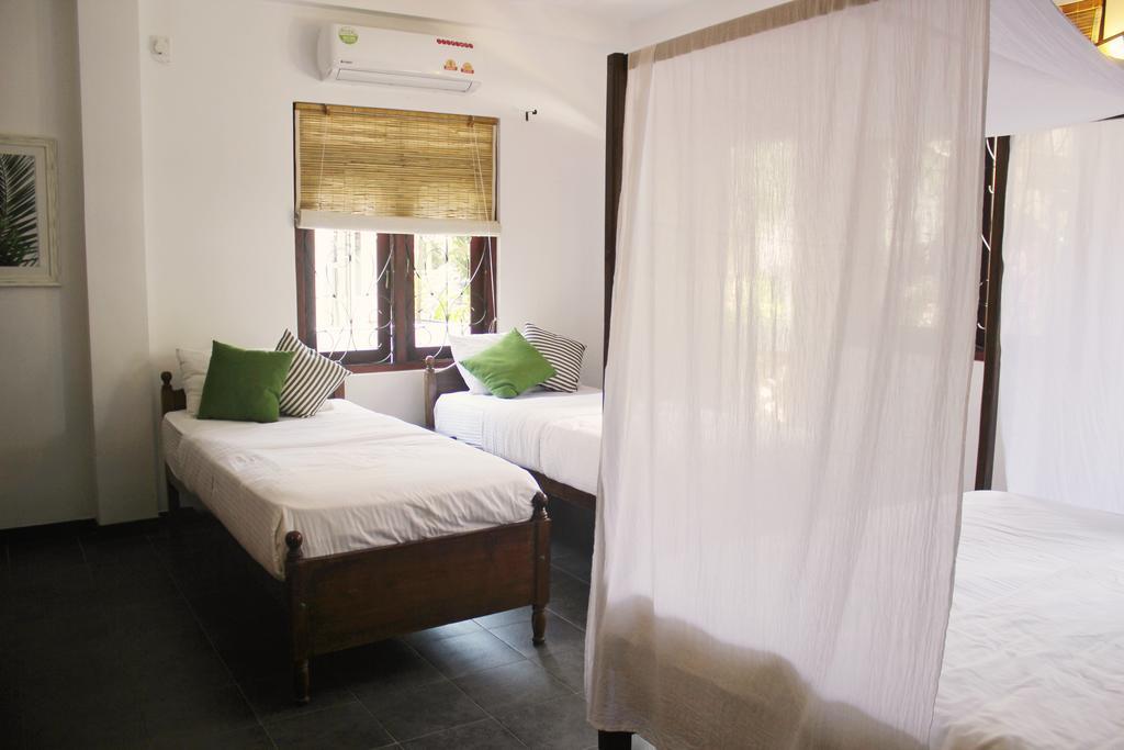 Bedspace Unawatuna Exterior photo