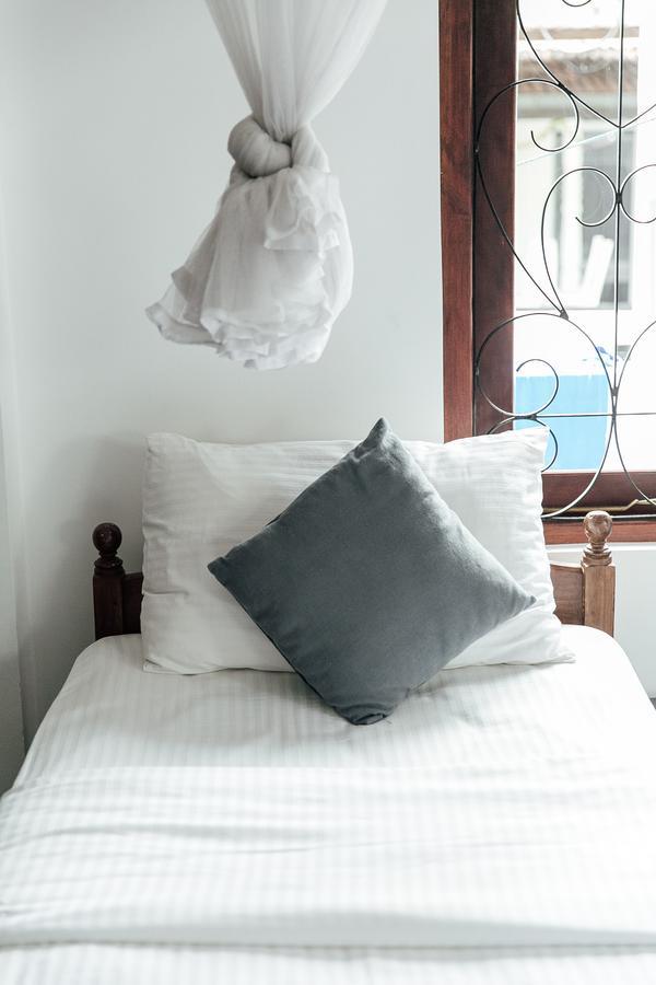 Bedspace Unawatuna Exterior photo